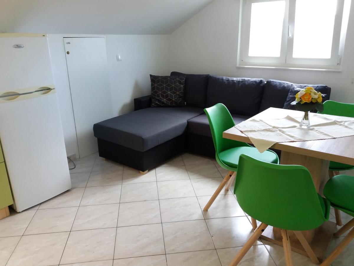 Apartment Lana *